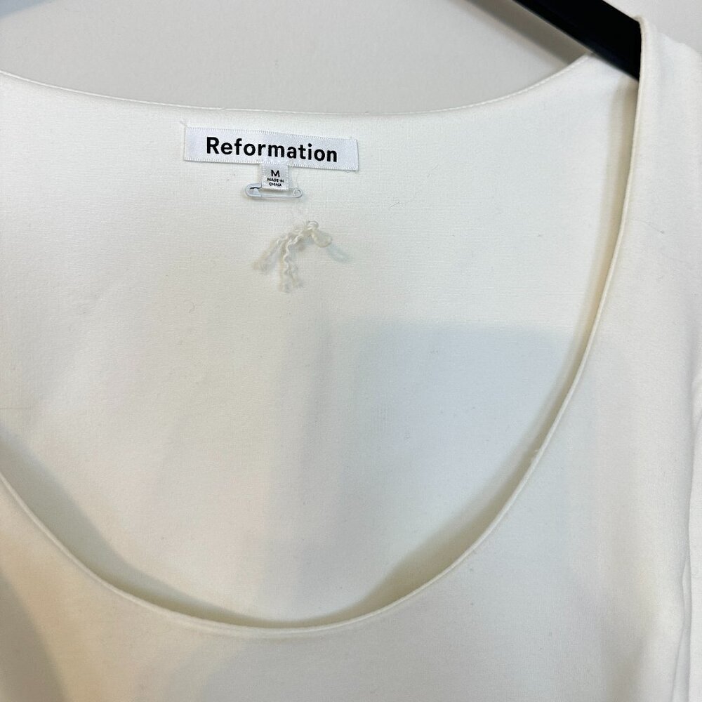 REFORMATION Mikol Pleated Midi Dress in White Size Medium - Picture 7 of 12